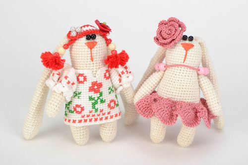 Ensemble de jouets mous tricotés en coton au crochet faits main Hases 2 pièces - MADEheart.com