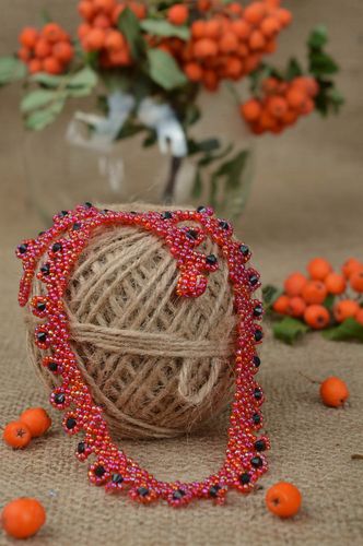 Halskette für Frauen handmade Designer Schmuck Frauen Accessoire Johannisbeeren - MADEheart.com