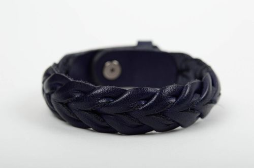 Stylish handmade leather wrist bracelet designer jewelry fashion gift ideas - MADEheart.com