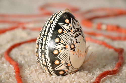 Ovo de Páscoa bonito - MADEheart.com