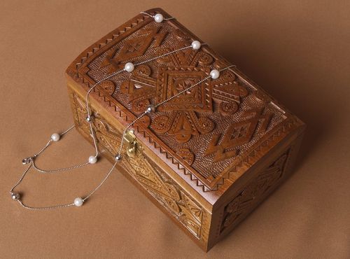 Scatola di legno fatta a mano Cofanetto intarsiato Scrigno con intarsi - MADEheart.com