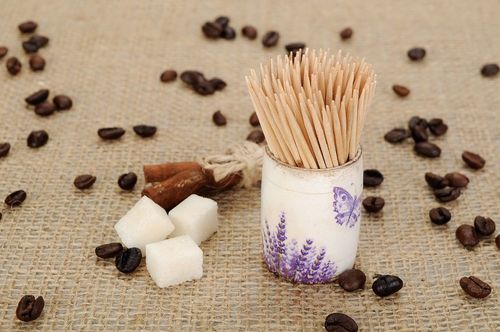 Pot à cure-dents en bois - MADEheart.com