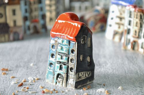 Clay statuette Lviv House - MADEheart.com