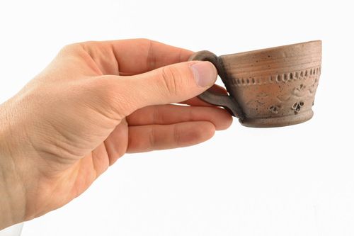 Keramik Tasse mit Muster - MADEheart.com