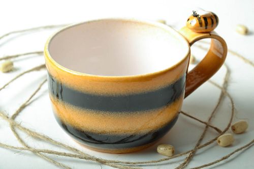 Porcelain art drinking cup in bumblebee colors with handle - MADEheart.com