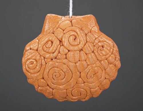 Clay neck pendant Sea shell - MADEheart.com