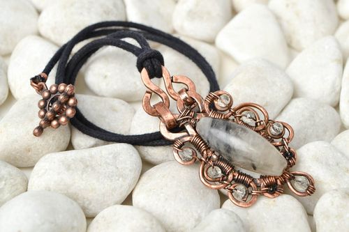 Beautiful handmade metal pendant beaded pendant wire wrap ideas cool jewelry - MADEheart.com