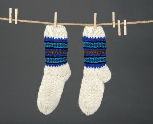Womens white knitted socks - MADEheart.com