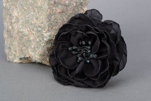 Fabric Brooch Black Flower - MADEheart.com