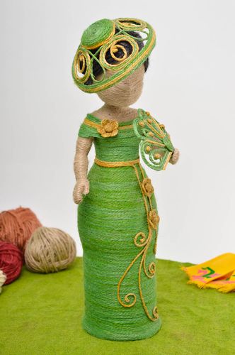 Figura original hecha a mano muñeca artesanal objeto decorativo de bramante - MADEheart.com