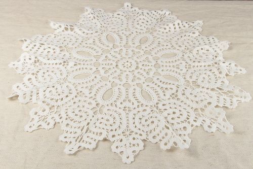 Napkin made in brugge lace technique - MADEheart.com