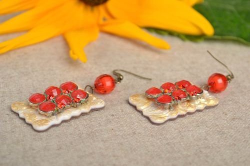 Pendientes hechos a mano de arcilla polimérica aretes de moda accesorio de mujer - MADEheart.com