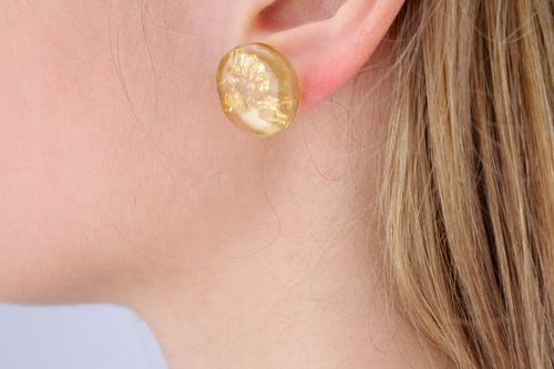 Handmade round earrings - MADEheart.com