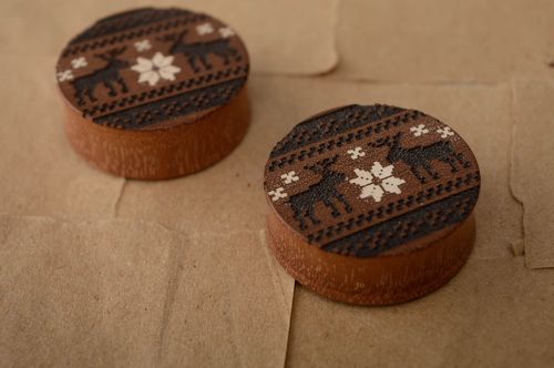 Beautiful wooden ear plugs for present - MADEheart.com