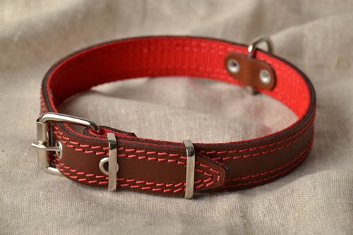 Brown handmade dog collar - MADEheart.com