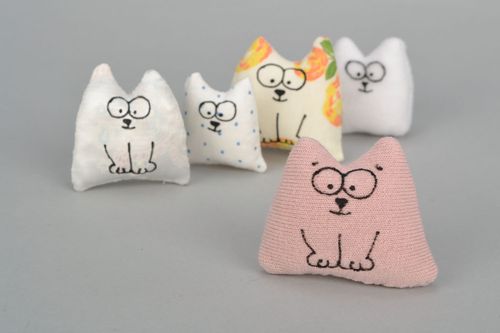 Small soft toy Cat - MADEheart.com