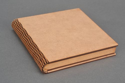Portagioielli a forma di libro fatto a mano scrignetto semilavorato di legno - MADEheart.com