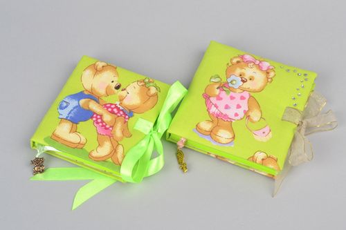 Детские блокноты набор из 2 шт с мишками зеленые на лентах милые ручная работа - MADEheart.com