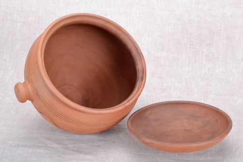 Brauner Napf aus Ton - MADEheart.com