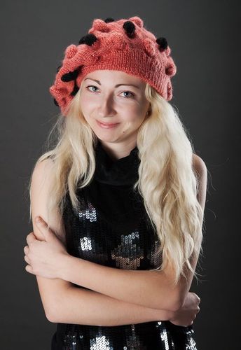 Knitted beret - MADEheart.com