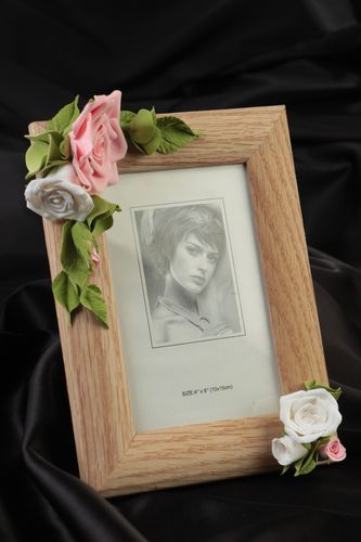 Cadre photo en bois avec fleurs en pâte polymère rectangulaire fait main - MADEheart.com