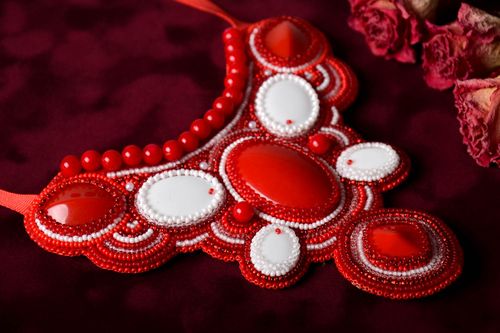 Damen Collier Handgemachter Schmuck  Modeschmuck Collier Schmuck Kette rot schön - MADEheart.com