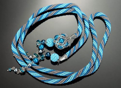 Jewelry made of czech beads - MADEheart.com