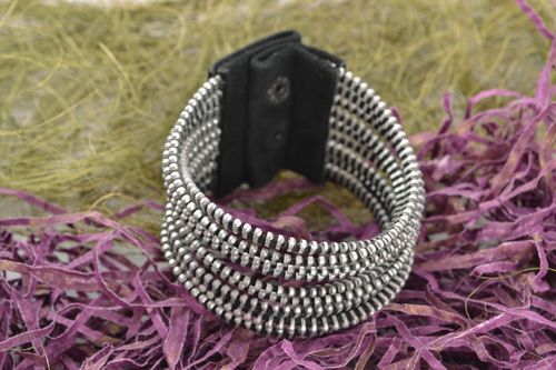 Natural suede bracelet with metal zippers - MADEheart.com