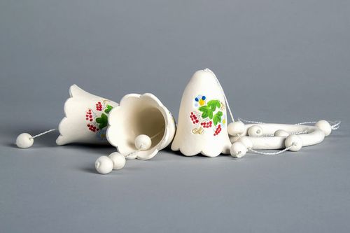 Ceramic hanging bells with ashberries - MADEheart.com