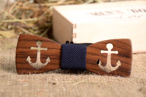 Pajarita original hecha a mano de madera accesorio original moño para hombre - MADEheart.com