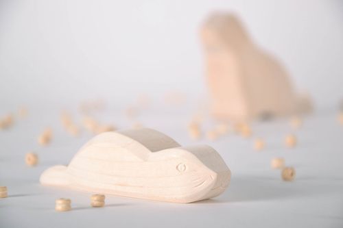 Juguete de madera Foca pequeña - MADEheart.com