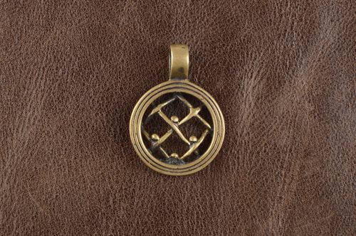 Colgante hecho a mano de bronce accesorio para mujer bisutería artesanal - MADEheart.com