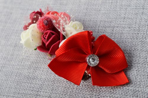 Handmade flower barrette handmade hair accessories for children - MADEheart.com