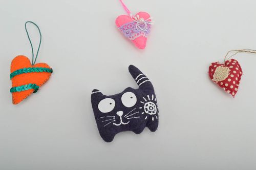 Handmade unusual fridge magnet textile fridge magnet interior decor ideas - MADEheart.com