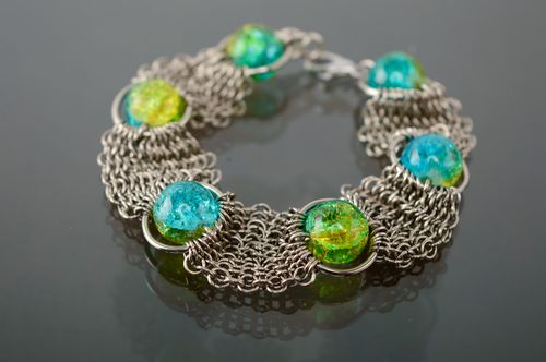 Beautiful chainmail bracelet with beads - MADEheart.com