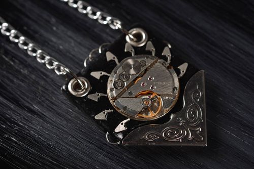 Handmade pendant designer pendant unusual accessory gift ideas beautiful jewelry - MADEheart.com