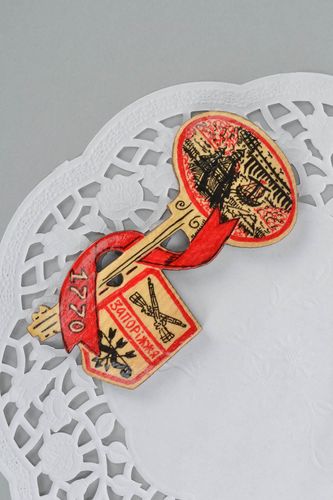 Magnet frigo artisanal Clé de la ville - MADEheart.com