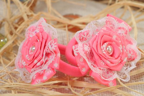Handmade elastic hair bands with small tender pink flowers with lace 2 items - MADEheart.com