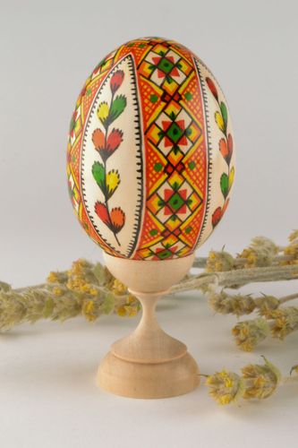Beautiful Easter egg - MADEheart.com