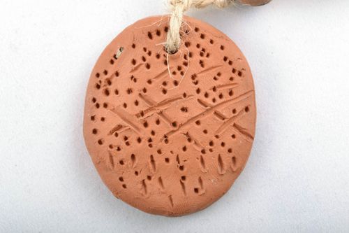 Clay necklace in eco style - MADEheart.com