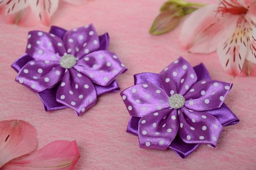 Fermagli per capelli fatti a mano con fiori violetti da bambini 2 pezzi - MADEheart.com