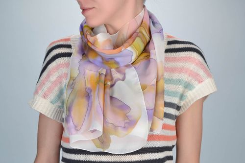 Beautiful light womens handmade designer chiffon scarf painted using batik technique - MADEheart.com