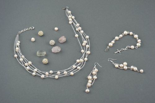 Bisutería artesanal pulsera collar y pendientes de perlas accesorios de mujer  - MADEheart.com