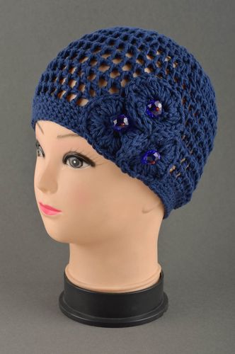 Вязаная шапка ручной работы женская шапка синяя красивая ажурная шапка с цветами - MADEheart.com