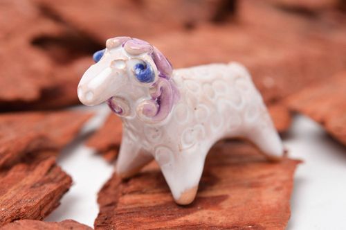 Figurine mouton Statuette miniature fait main argile peinte Déco maison original - MADEheart.com