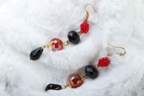 Beautiful handmade long earrings - MADEheart.com
