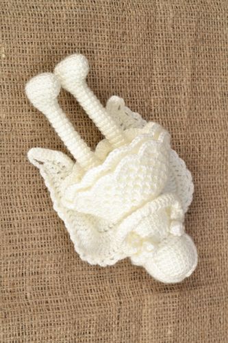 Brinquedo artesanal de malha feito à mão  Anjo - MADEheart.com