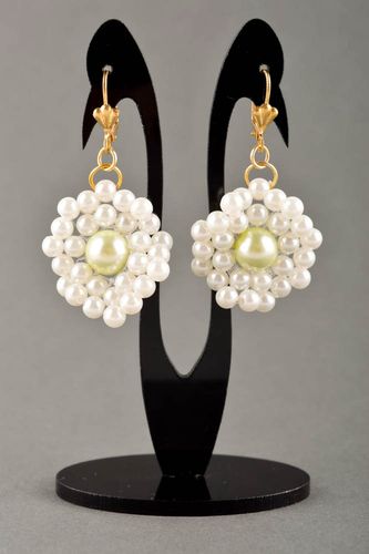 Handmade Blumen Ohrringe Designer Schmuck Accessoire für Frauen zart elegant - MADEheart.com