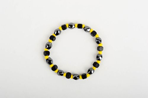 Black and yellow beads elastic stretchy bracelet for men - MADEheart.com