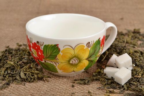 Taza de porcelana hecha a mano blanca utensilio de cocina regalo original - MADEheart.com